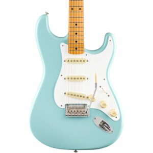 6-string Fender Stratocaster Daphne Blue